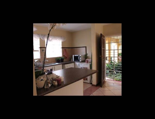 2 BEDROOM PROPERTY TO RENT IN BOARDWALK VILLAS